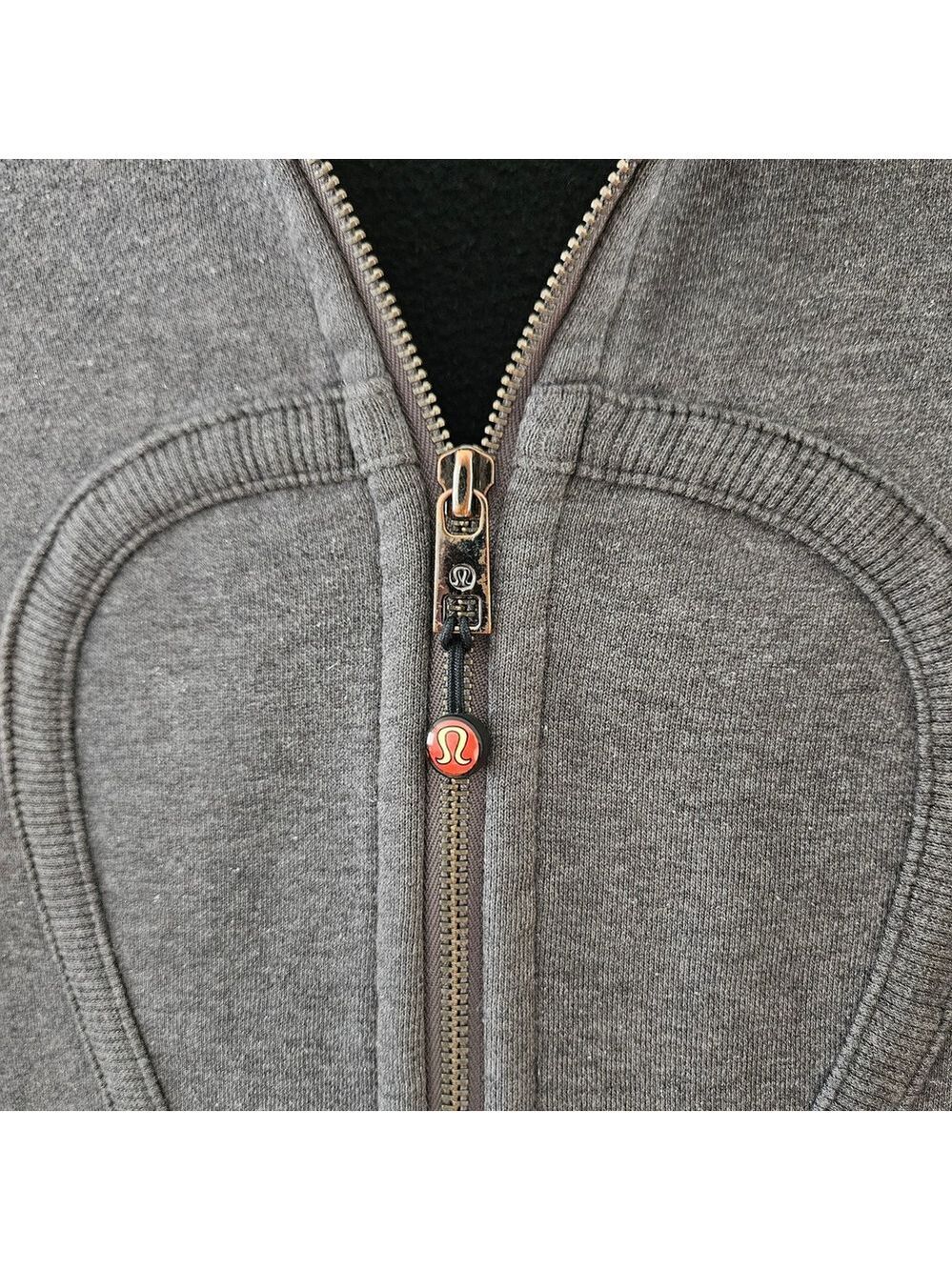 Lululemon Scuba Hoodie Grey Size 4 Zip Up Athleisure Jacket - Picture 3 of 9